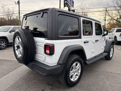 Used 2023 Jeep Wrangler Sport S image 18