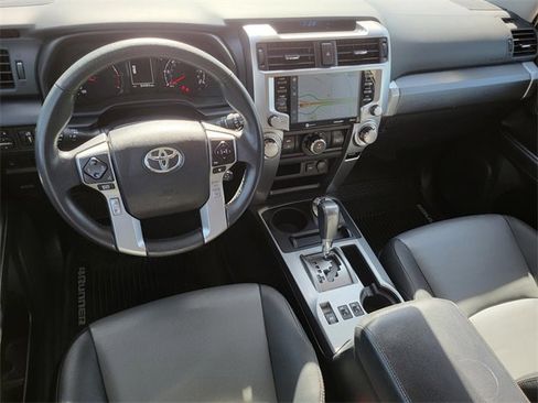 Used 2021 Toyota 4Runner SR5 Premium image 15