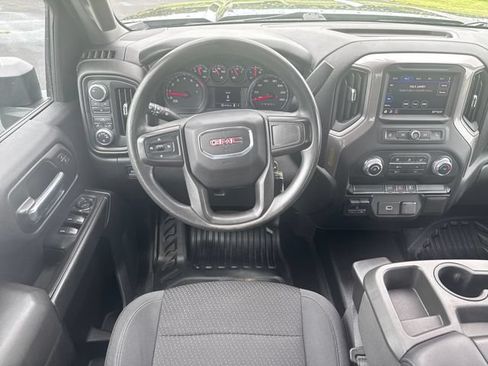 Used 2020 GMC Sierra 2500 4x4 Double Cab w/ Gooseneck/5TH Wheel Package image 6