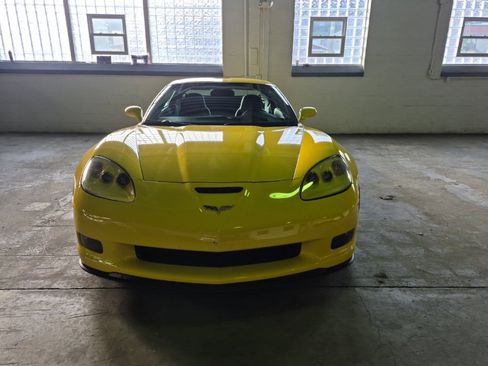 Used 2009 Chevrolet Corvette Z06 w/ Preferred Equipment Group image 2