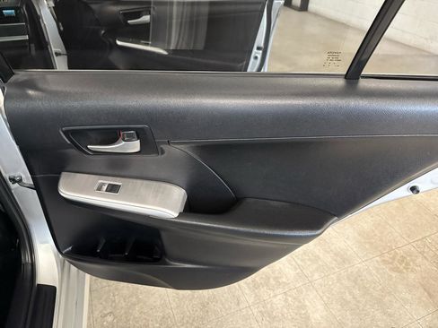 Used 2012 Toyota Camry SE w/ Leather Pkg FWD image 56