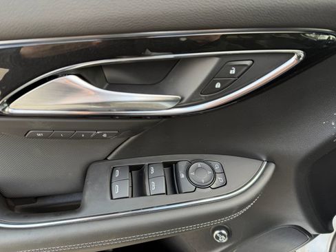 New 2026 Buick Envision Preferred image 17