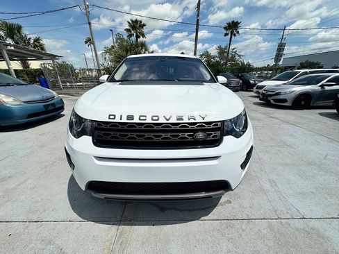 Used 2019 Land Rover Discovery Sport SE AWD/4WD image 1