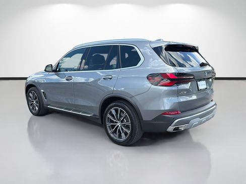 Used 2025 BMW X5 xDrive40i AWD/4WD image 5