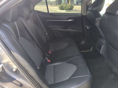 Used 2022 Toyota Camry SE w/ Carpet Mat Package (TMS) FWD image 29