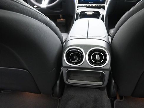 New 2025 Mercedes-Benz C 300 Sedan image 24