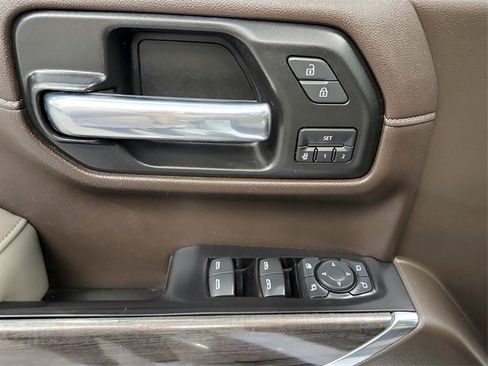 Used 2019 Chevrolet Silverado 1500 LTZ w/ LTZ Plus Package image 26