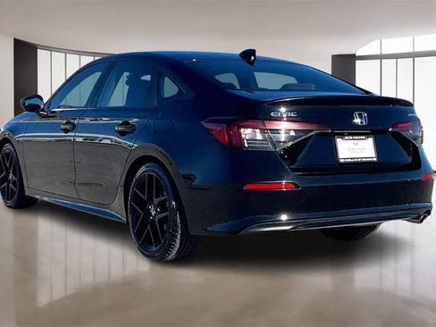 Used 2025 Honda Civic Sport image 12