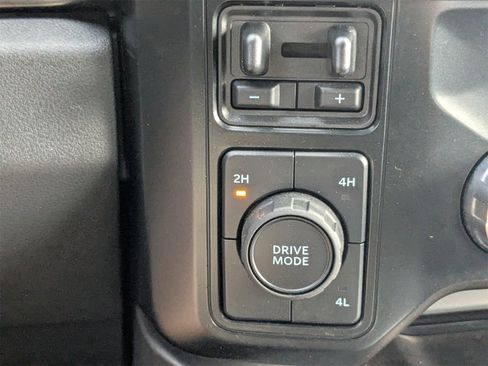 Used 2023 Ford F450 Lariat image 26