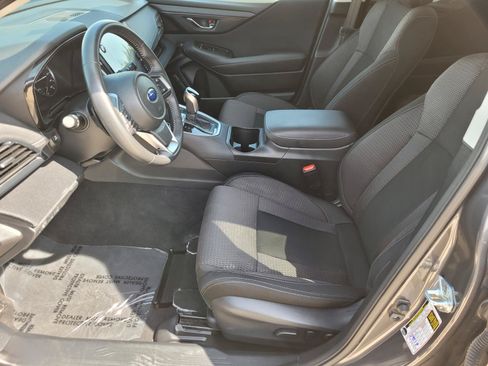Certified 2024 Subaru Outback Premium w/ Popular Package #1A AWD/4WD image 3