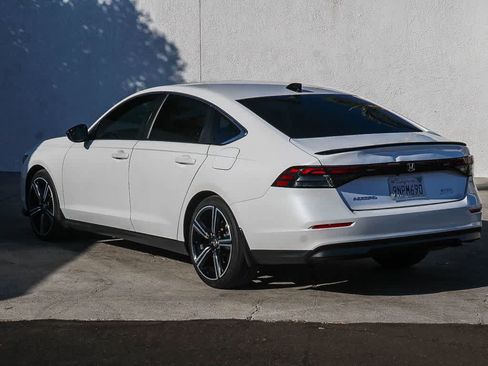 Used 2024 Honda Accord Sport image 4
