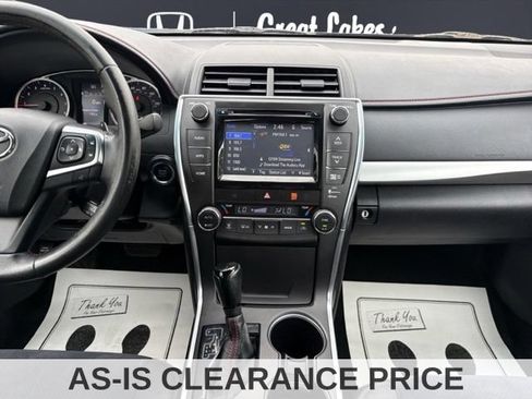 Used 2015 Toyota Camry XSE w/ Moonroof Package FWD image 11