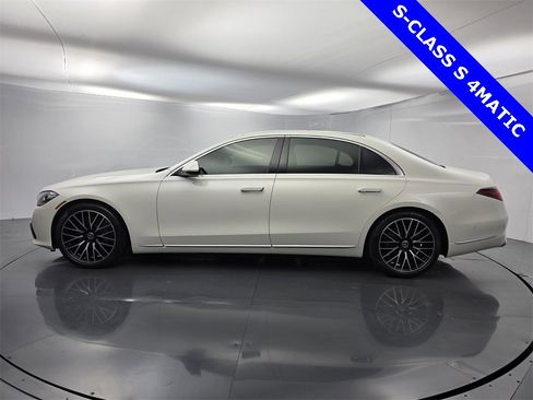 Used 2022 Mercedes-Benz S 500 4MATIC image 7