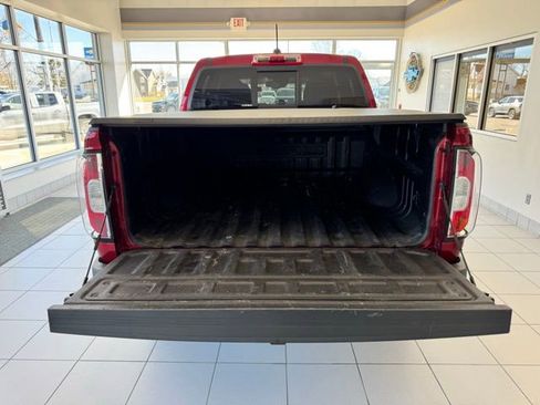 Used 2021 GMC Canyon Denali image 6