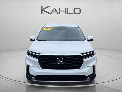 Used 2025 Honda Pilot EX-L image 8