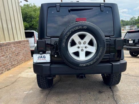 Used 2016 Jeep Wrangler Sport w/ Quick Order Package 24S AWD/4WD image 9