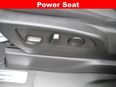 Used 2022 GMC Sierra 1500 Elevation image 25