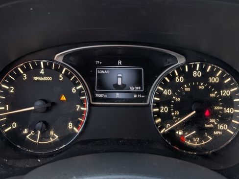 Used 2020 Nissan Pathfinder S FWD image 26