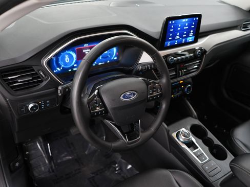 Used 2022 Ford Escape SEL w/ Technology Package AWD/4WD image 21