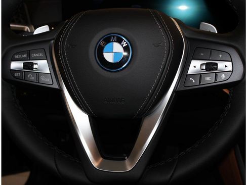 Used 2026 BMW X5 xDrive50e w/ Premium Package AWD/4WD image 20