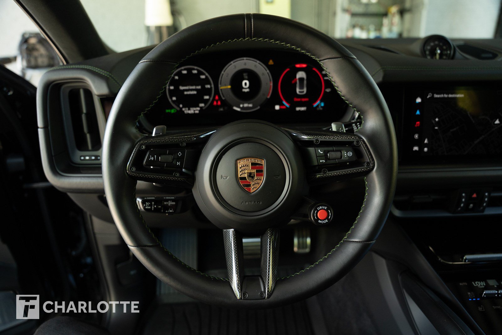 Used 2024 Porsche Cayenne Turbo GT AWD/4WD image 17