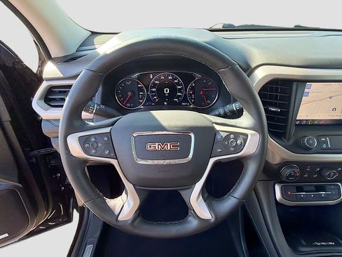 Used 2023 GMC Acadia Denali w/ Denali Ultimate Package image 11