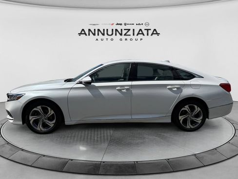 Used 2018 Honda Accord EX image 2