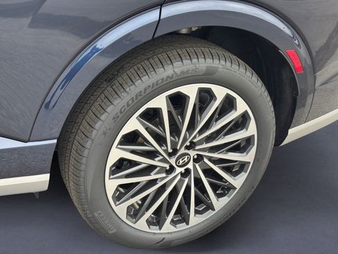 New 2026 Hyundai Palisade Calligraphy AWD/4WD image 9