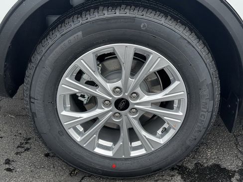 New 2025 Ford Escape Active image 40