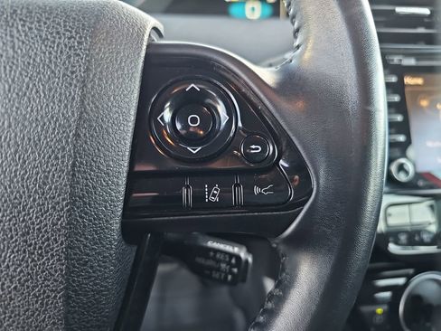 Used 2021 Toyota Prius Prime LE image 12