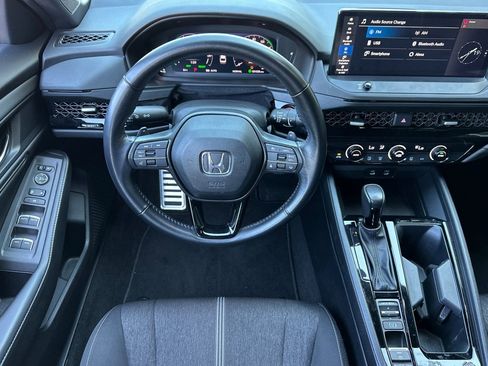 Used 2023 Honda Accord Sport image 11