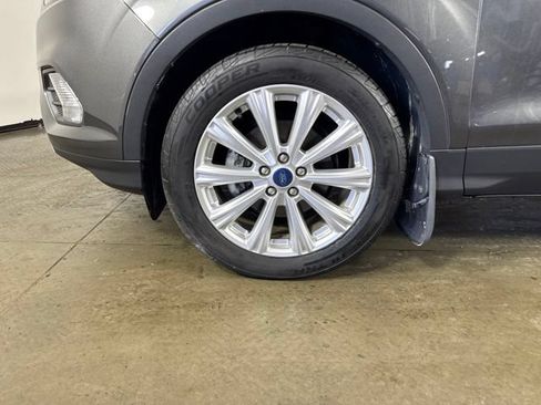 Used 2019 Ford Escape SEL FWD image 10