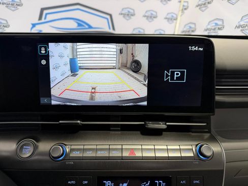 Used 2025 Hyundai Kona SEL image 40