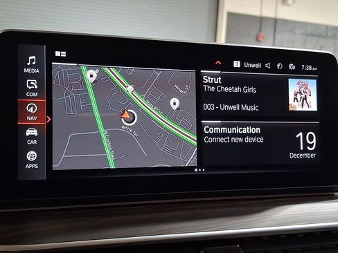 Used 2022 BMW 540i xDrive w/ Convenience Package image 11