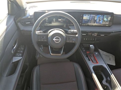 New 2026 Nissan Kicks SR image 28