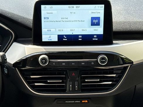 Used 2022 Ford Escape SE w/ SE Sport Appearance Package FWD image 12