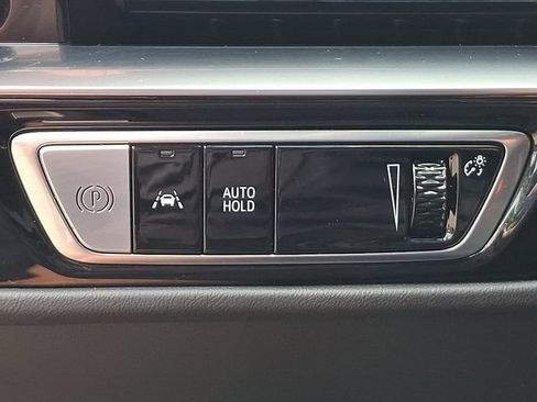 Certified 2024 Cadillac Lyriq Luxury w/ LPO, Floor Liner Package AWD/4WD image 22