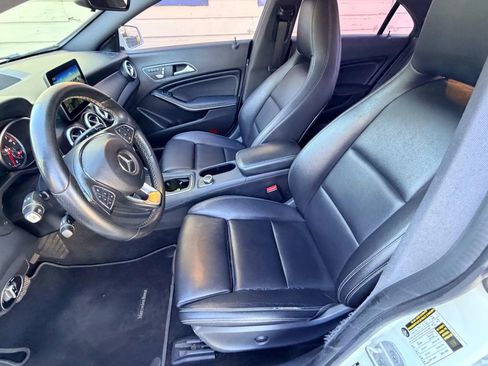 Used 2018 Mercedes-Benz CLA 250 4MATIC image 20