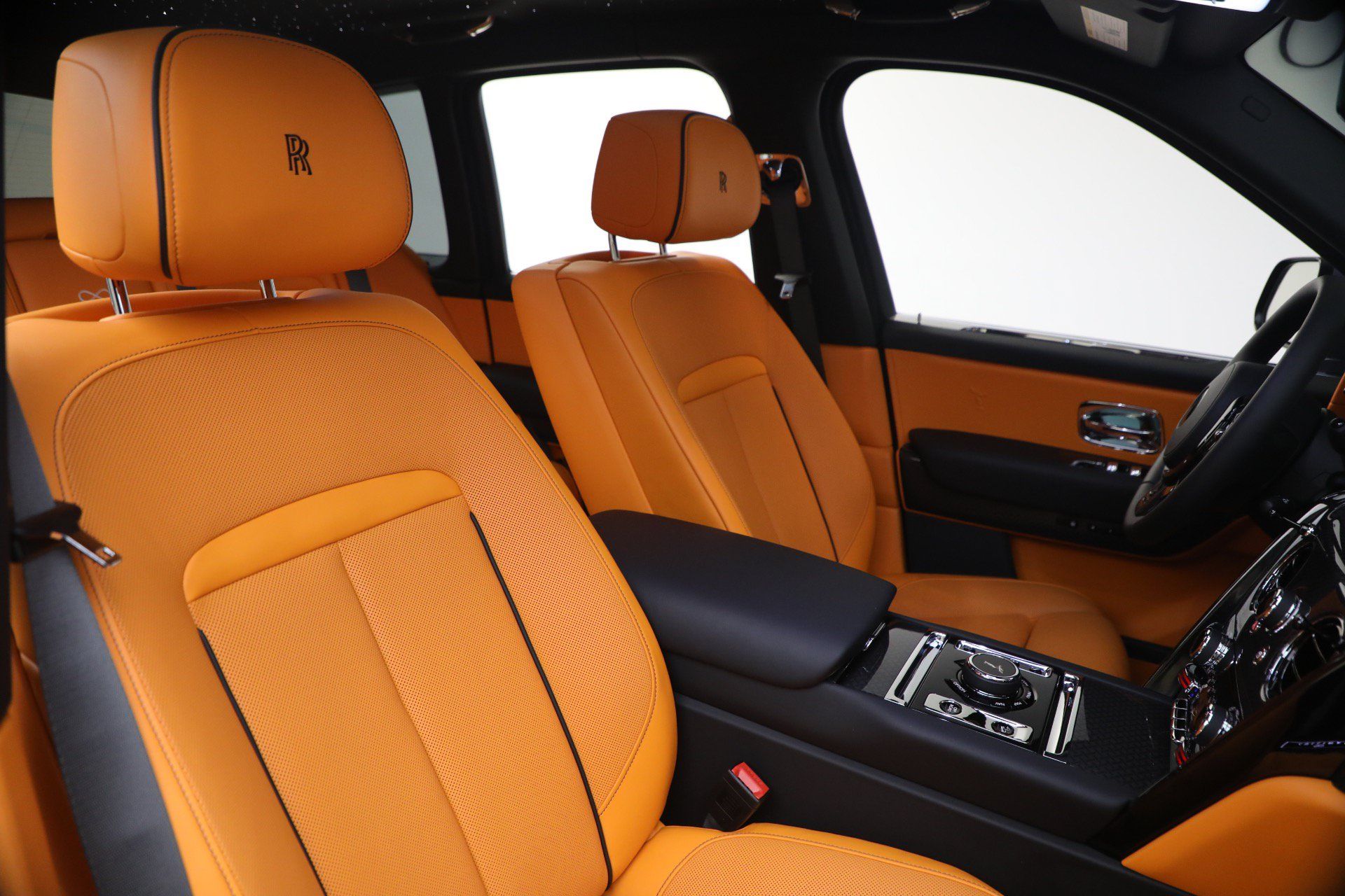 Certified 2024 Rolls-Royce Cullinan Black Badge w/ Driver's Package AWD/4WD image 23