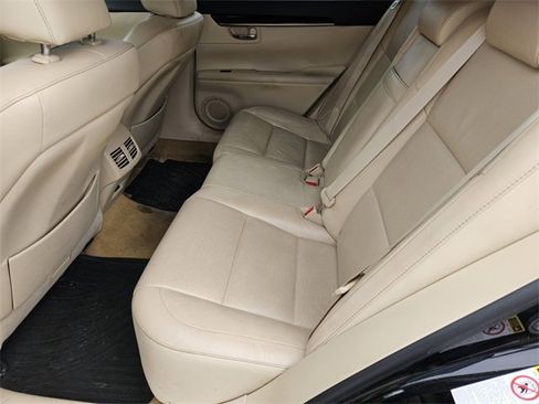 Used 2014 Lexus ES 350 w/ Luxury Package image 9