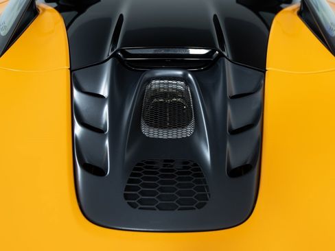 New 2025 McLaren Artura Spider image 19