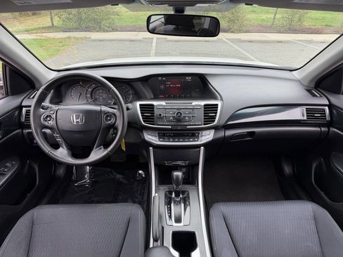 Used 2015 Honda Accord Sport image 16