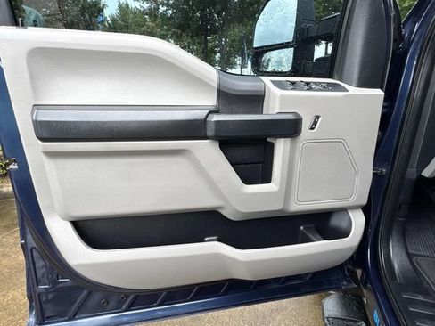 Used 2020 Ford F250 XL w/ STX Appearance Package AWD/4WD image 25