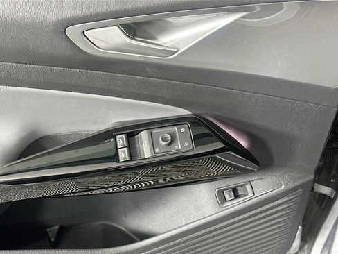 Used 2023 Volkswagen ID.4 S RWD image 15