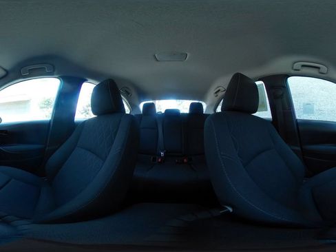 Used 2025 Toyota Corolla LE FWD image 40