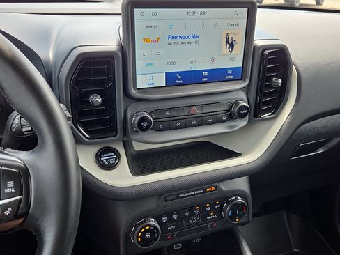 Used 2024 Ford Bronco Sport Heritage w/ Heritage Convenience Package AWD/4WD image 16