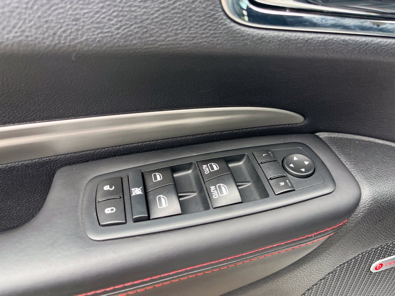 Used 2017 Dodge Durango R/T w/ Trailer Tow Group IV RWD image 13