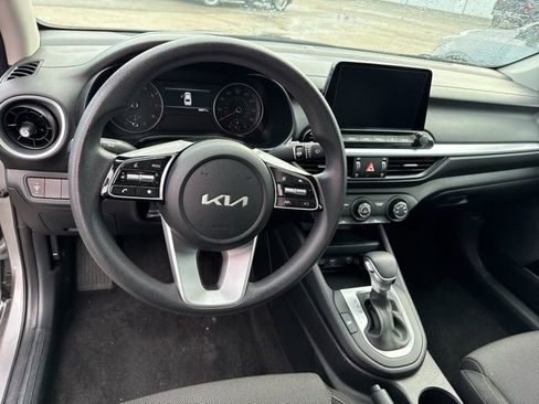 Used 2024 Kia Forte LXS image 11