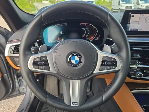 Used 2020 BMW 530i w/ M Sport Package RWD image 27