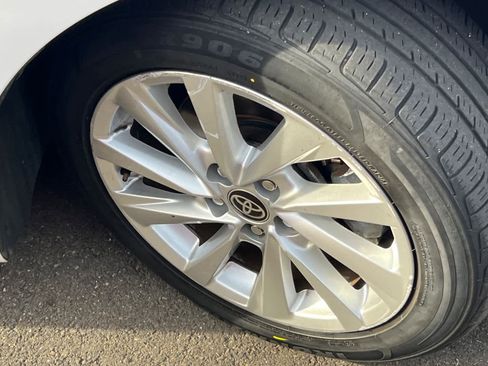 Used 2023 Toyota Camry LE image 12